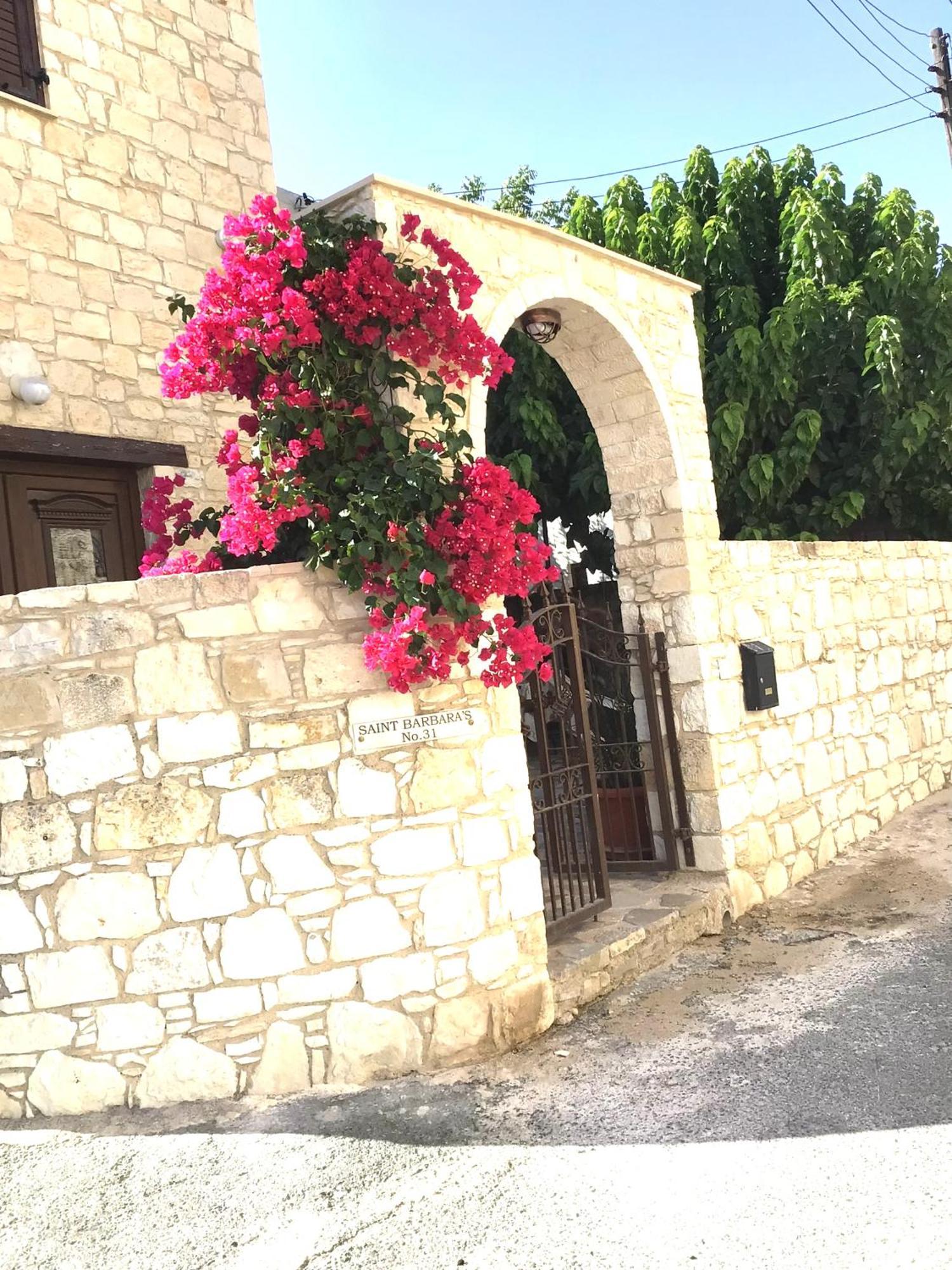 Salamiou Stone House Villa Paphos Exteriör bild