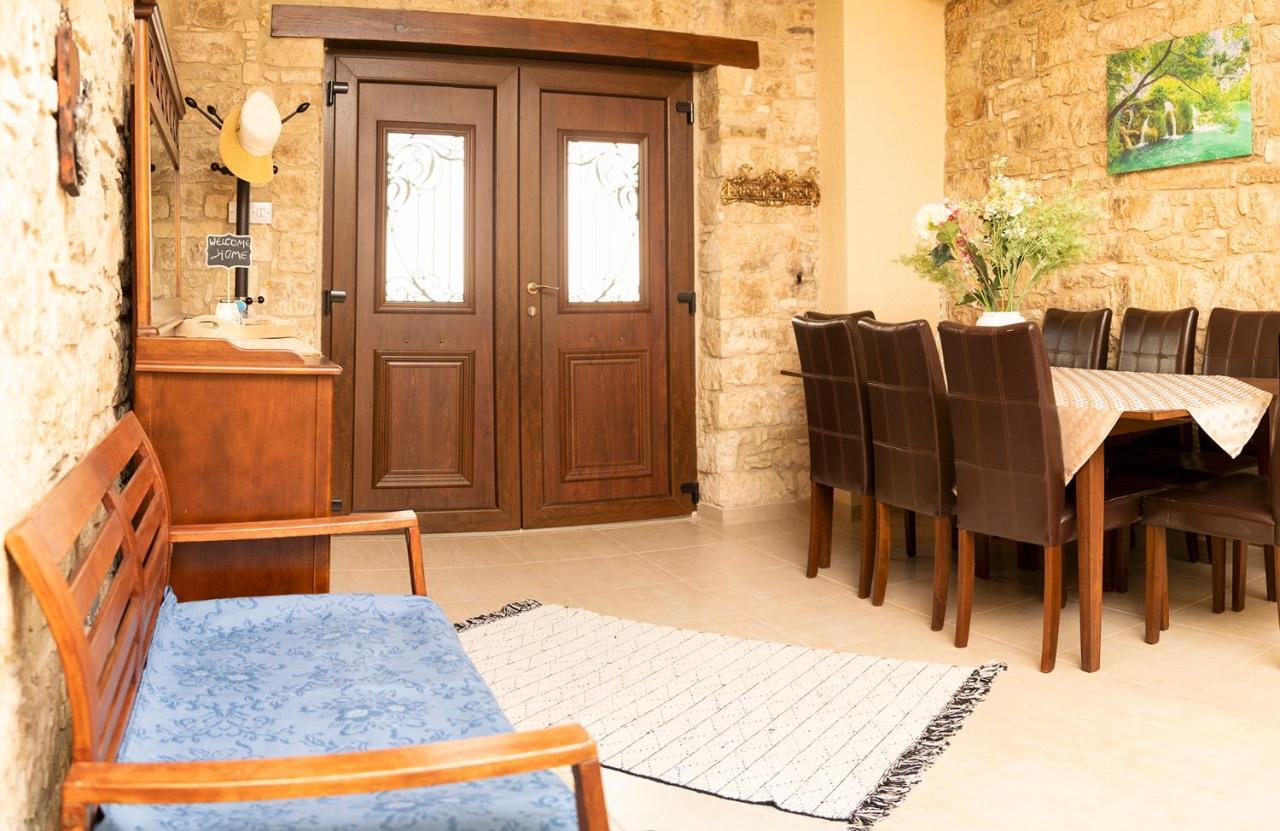 Salamiou Stone House Villa Paphos Exteriör bild